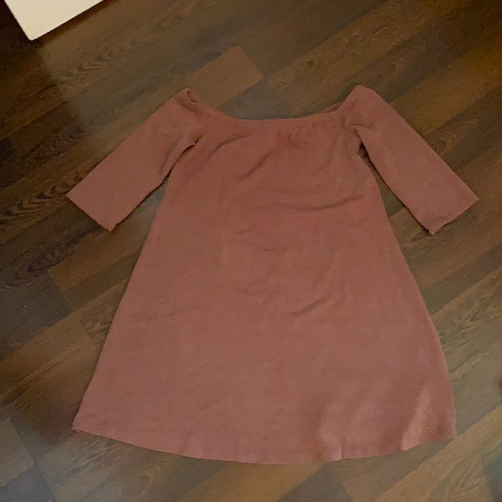 Tobi mauve short dress. Hangs off shoulders